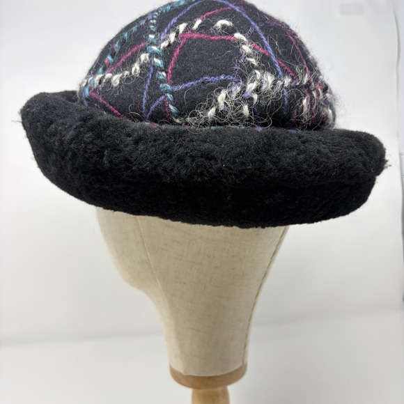 Miriam Carter Feltmaker Artisan Felted Wool Hat Black Purple Wearable Art Medium main image 8